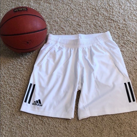 adidas Pants - 🦋 NWOT adidas white Climacool basketball shorts